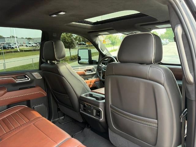 2025 GMC Sierra 3500 HD Denali Ultimate