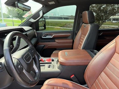 2025 GMC Sierra 3500 HD Denali Ultimate