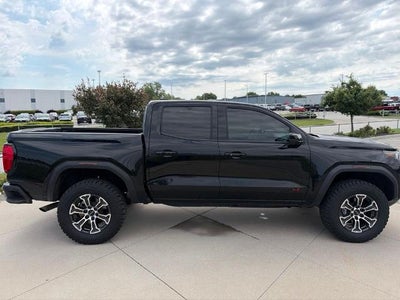 2025 GMC Canyon AT4