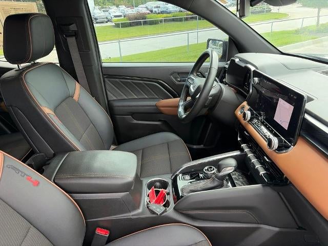 2025 GMC Canyon AT4