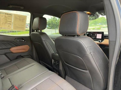 2025 GMC Canyon AT4
