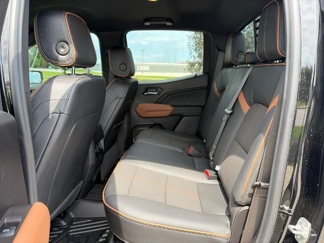 2025 GMC Canyon AT4