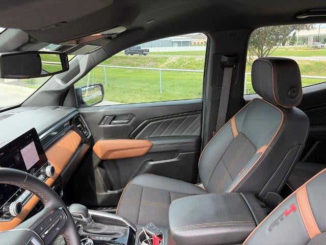 2025 GMC Canyon AT4