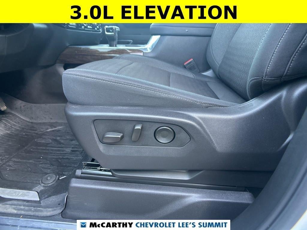 2025 GMC Sierra 1500 Elevation