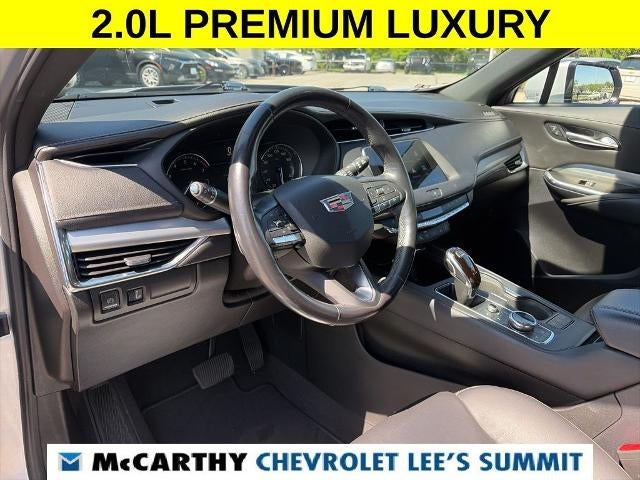 2021 Cadillac XT4 Premium Luxury
