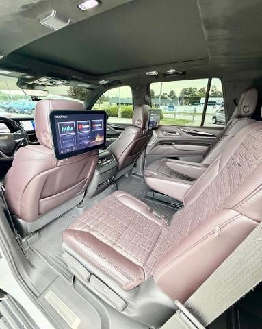 2023 Cadillac Escalade 4WD Sport Platinum
