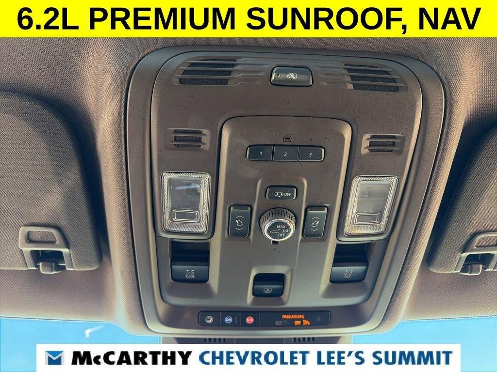 2022 Cadillac Escalade ESV Premium Luxury