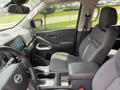 2024 Nissan Frontier SV