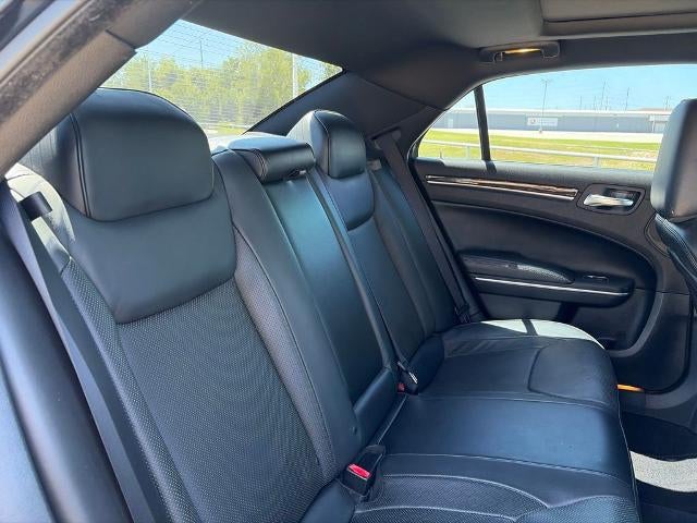 2014 Chrysler 300 300C