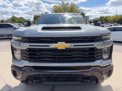 2026 Chevrolet Silverado 2500 HD Crew Cab Standard Box 4-Wheel Drive Custom
