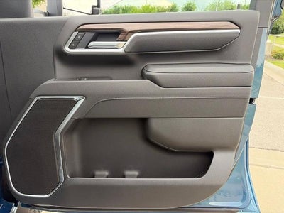 2026 Chevrolet Silverado 2500 HD Crew Cab Standard Box 4-Wheel Drive LT