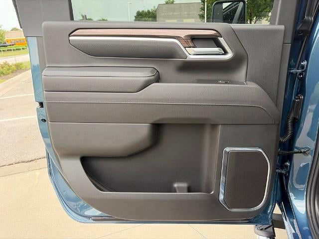 2026 Chevrolet Silverado 2500 HD Crew Cab Standard Box 4-Wheel Drive LT