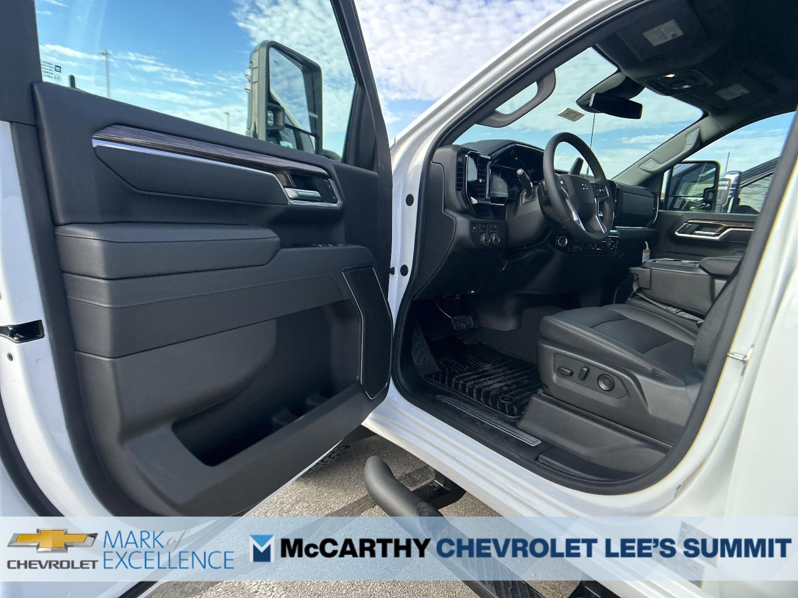 2026 Chevrolet Silverado 2500 HD Crew Cab Standard Box 4-Wheel Drive LT