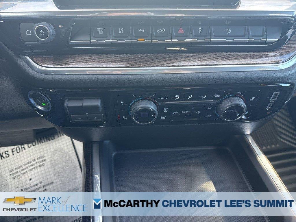 2026 Chevrolet Silverado 3500 HD Crew Cab Standard Box 4-Wheel Drive LT