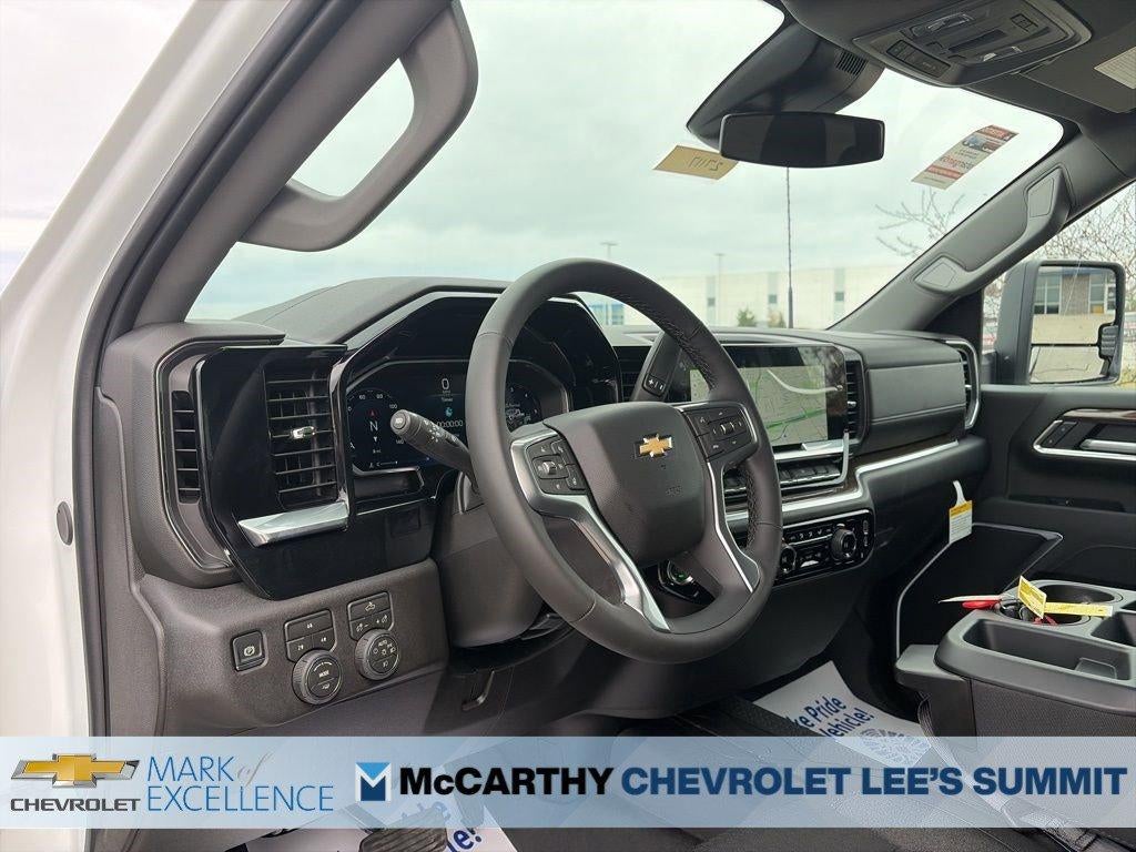 2026 Chevrolet Silverado 3500 HD Crew Cab Standard Box 4-Wheel Drive LT