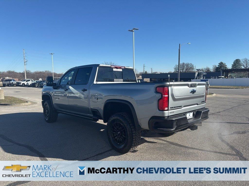 2026 Chevrolet Silverado 2500 HD Crew Cab Standard Box 4-Wheel Drive ZR2