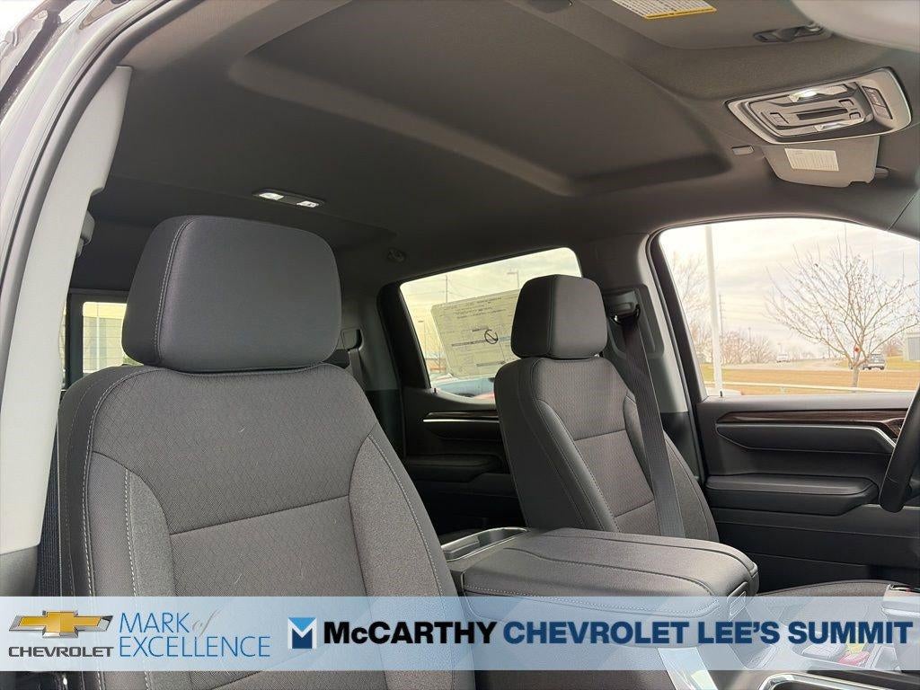 2026 Chevrolet Silverado 1500 Crew Cab Short Box 4-Wheel Drive RST