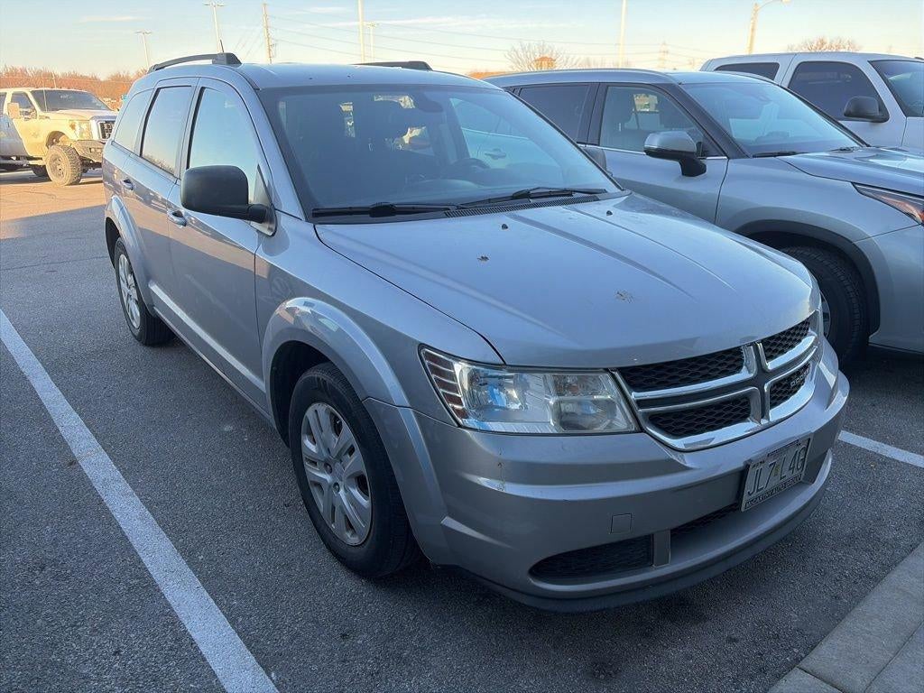 Used 2020 Dodge Journey SE with VIN 3C4PDCAB1LT274366 for sale in Kansas City