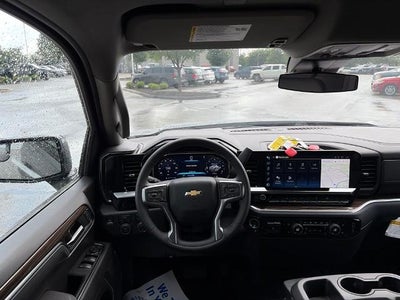 2026 Chevrolet Silverado 1500 Crew Cab Short Box 4-Wheel Drive LT 2FL