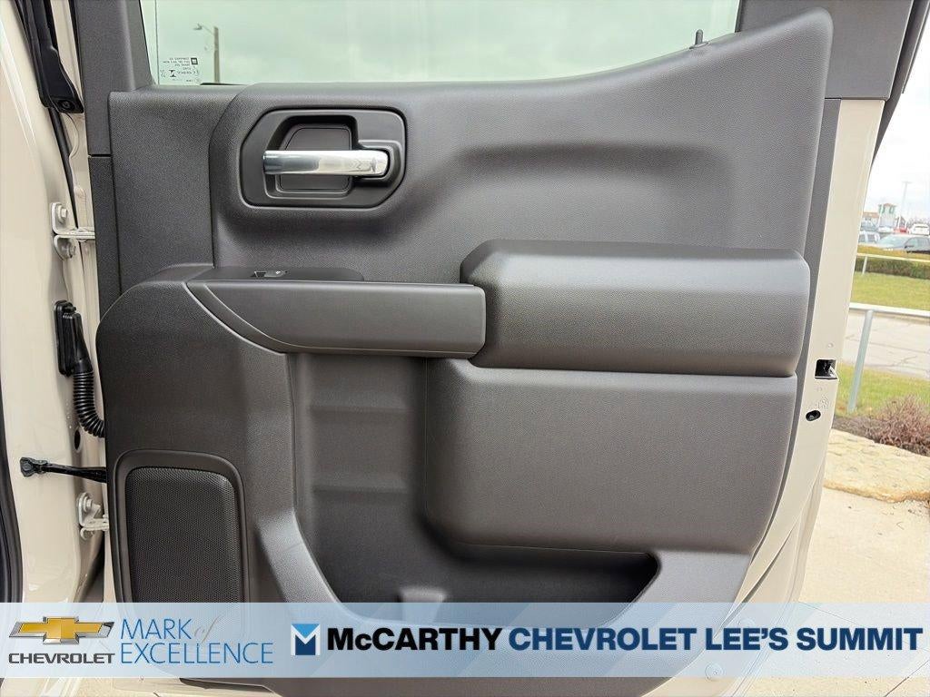 2026 Chevrolet Silverado 1500 Crew Cab Short Box 4-Wheel Drive Custom Trail Boss