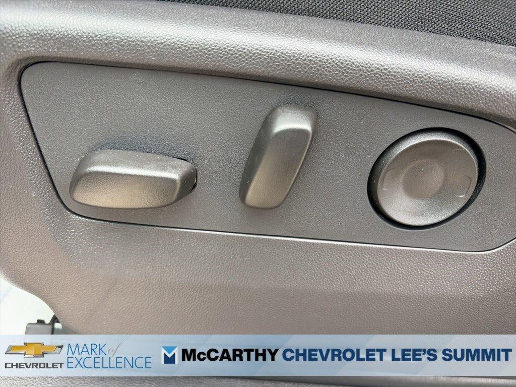 2026 Chevrolet Silverado 1500 Crew Cab Short Box 4-Wheel Drive Custom Trail Boss