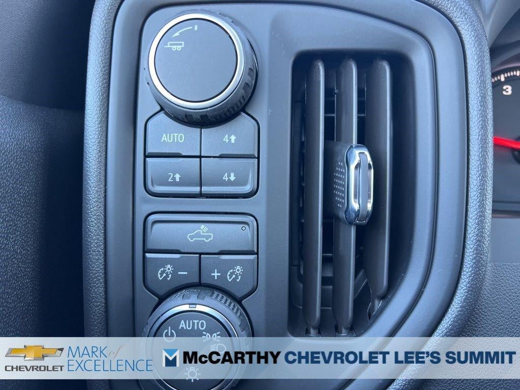 2026 Chevrolet Silverado 1500 Crew Cab Short Box 4-Wheel Drive Custom Trail Boss