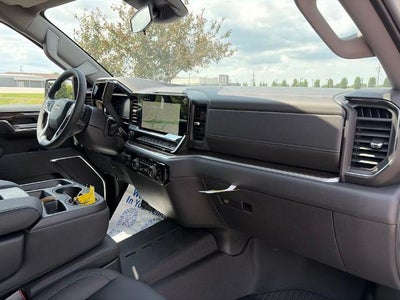 2026 Chevrolet Silverado 1500 Crew Cab Short Box 4-Wheel Drive LT 1LT