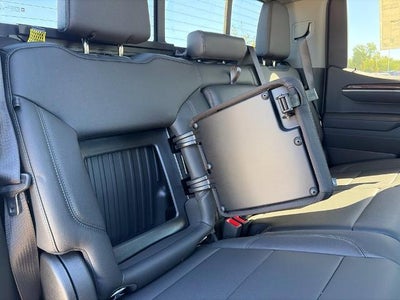 2026 Chevrolet Silverado 1500 Crew Cab Short Box 4-Wheel Drive RST