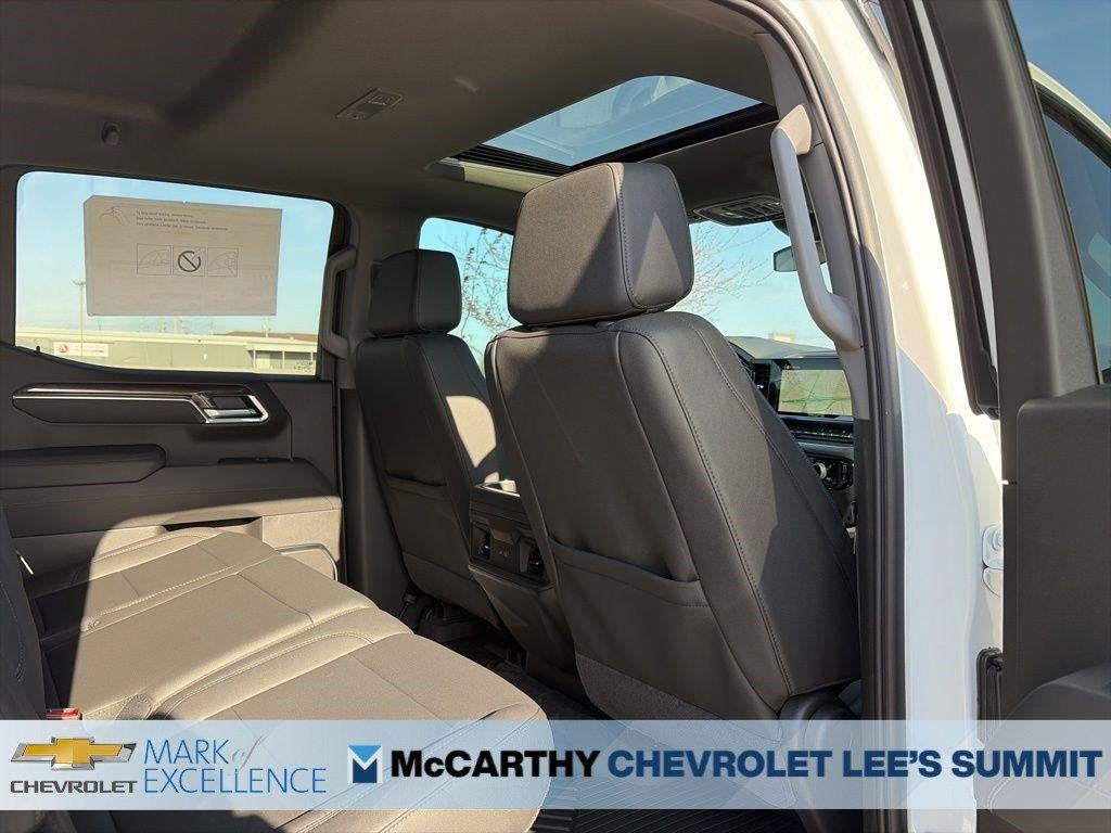 2026 Chevrolet Silverado 1500 Crew Cab Short Box 4-Wheel Drive RST