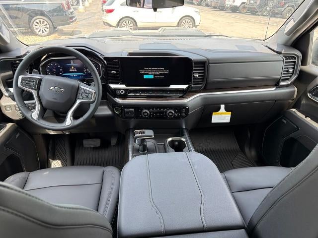 2026 Chevrolet Silverado 1500 Crew Cab Short Box 4-Wheel Drive LT Trail Boss