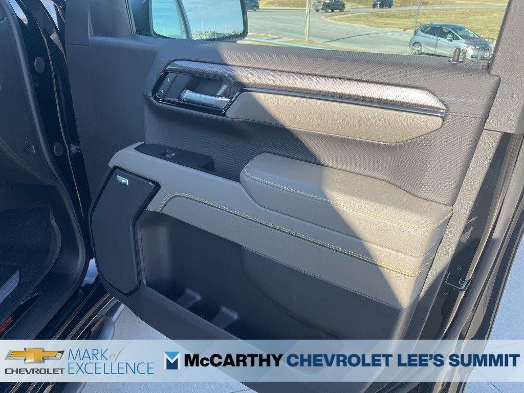 2026 Chevrolet Silverado 1500 Crew Cab Short Box 4-Wheel Drive ZR2