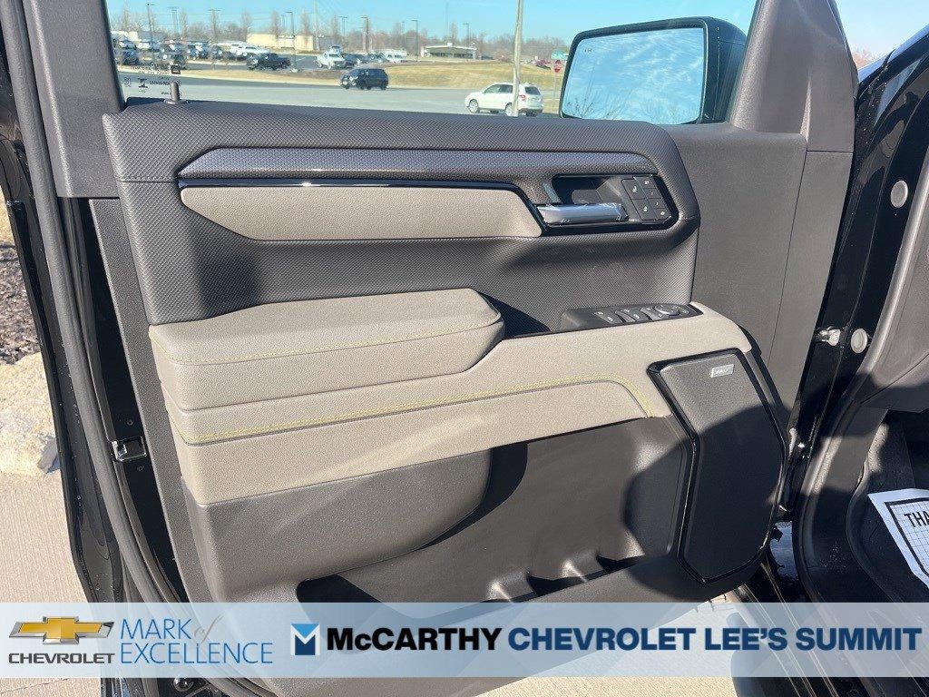 2026 Chevrolet Silverado 1500 Crew Cab Short Box 4-Wheel Drive ZR2