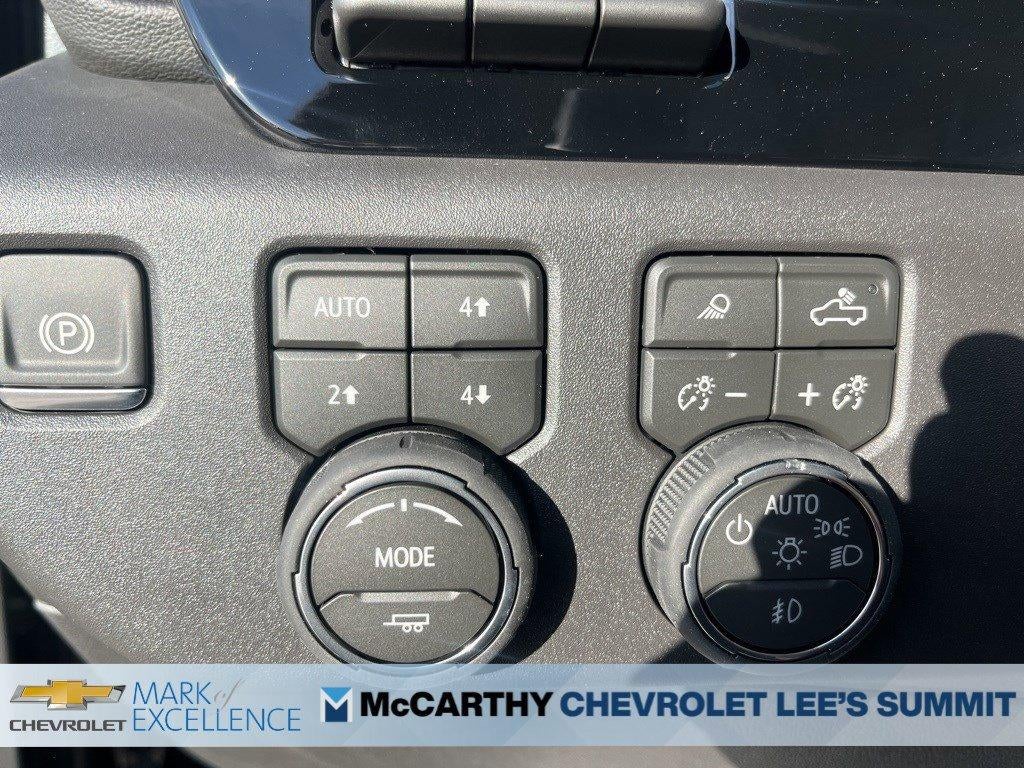 2026 Chevrolet Silverado 1500 Crew Cab Short Box 4-Wheel Drive ZR2