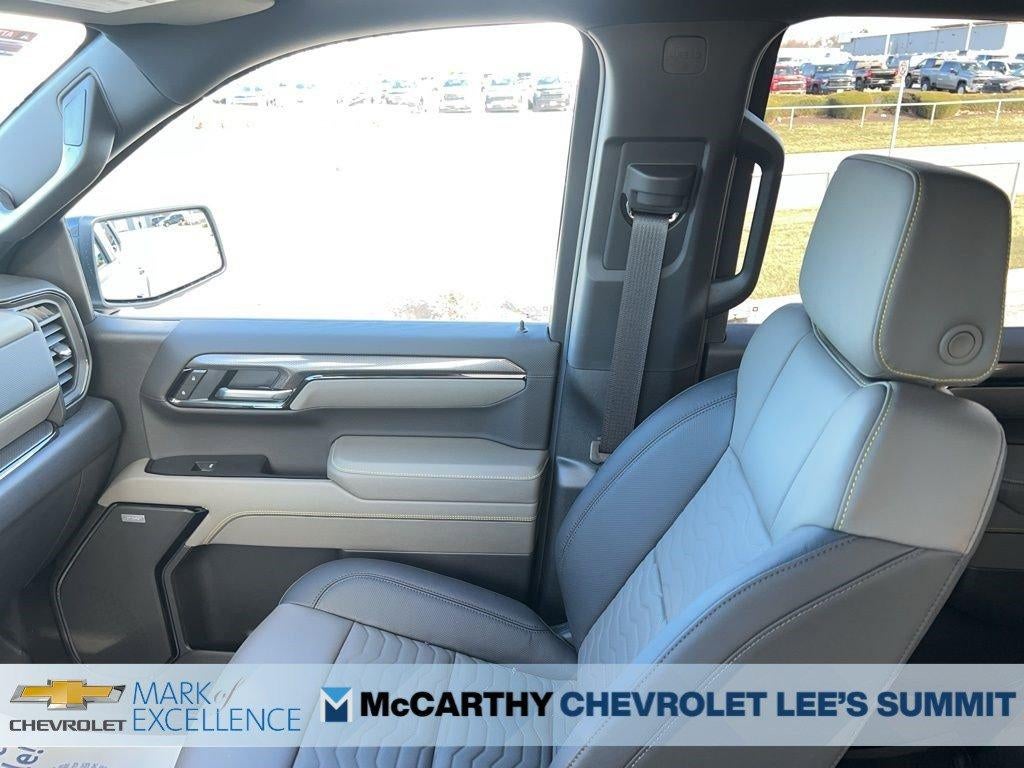 2026 Chevrolet Silverado 1500 Crew Cab Short Box 4-Wheel Drive ZR2