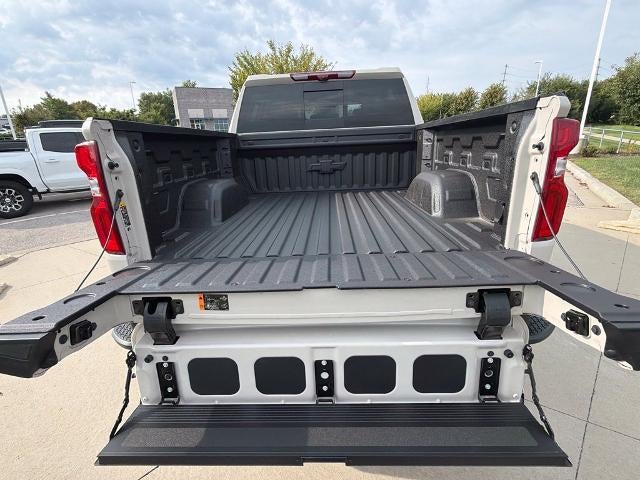 2026 Chevrolet Silverado 1500 Crew Cab Short Box 4-Wheel Drive ZR2