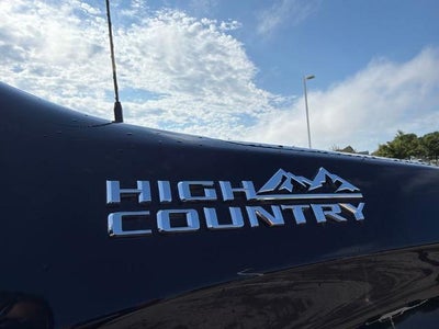 2026 Chevrolet Silverado 1500 Crew Cab Short Box 4-Wheel Drive High Country