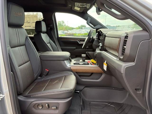 2026 Chevrolet Silverado 1500 Crew Cab Short Box 4-Wheel Drive High Country