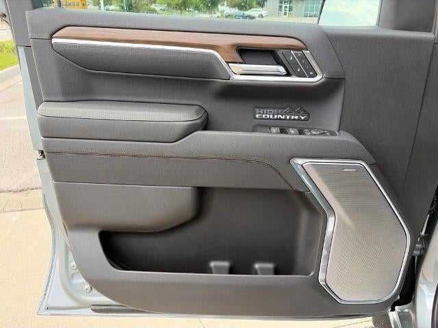 2026 Chevrolet Silverado 1500 Crew Cab Short Box 4-Wheel Drive High Country