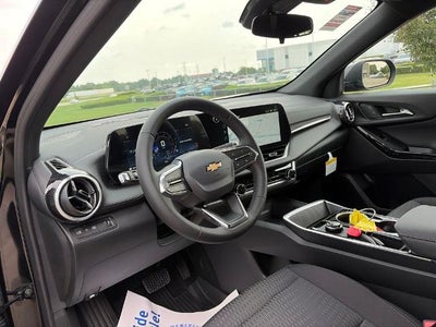 2027 Chevrolet Equinox FWD LT