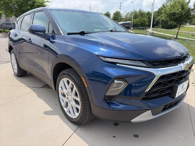 Used 2023 Chevrolet Blazer 2LT with VIN 3GNKBCR4XPS101003 for sale in Kansas City