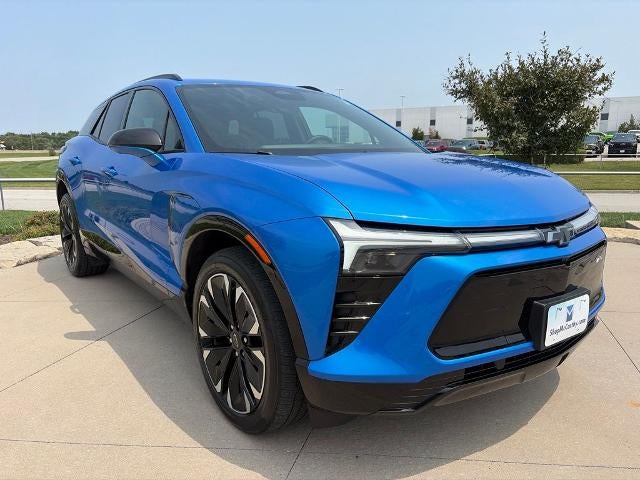 Used 2024 Chevrolet Blazer EV RS with VIN 3GNKDCRJXRS278685 for sale in Lee's Summit, MO
