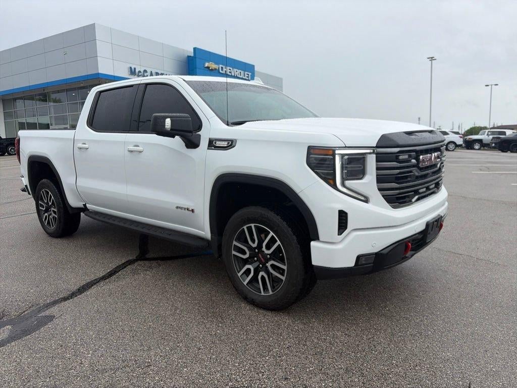 2025 GMC Sierra 1500 AT4