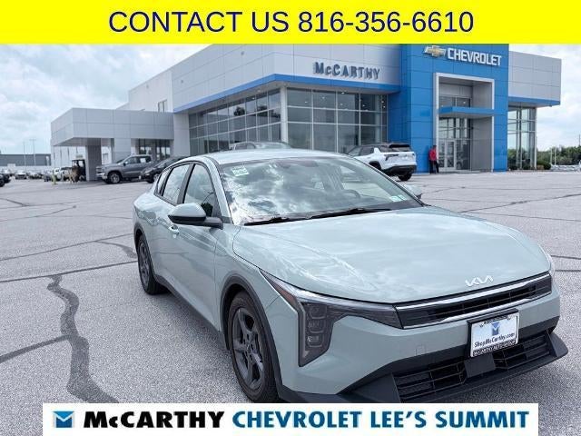 2025 Kia K4 LXS AT's photo