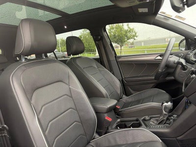 2022 Volkswagen Tiguan SEL R-Line