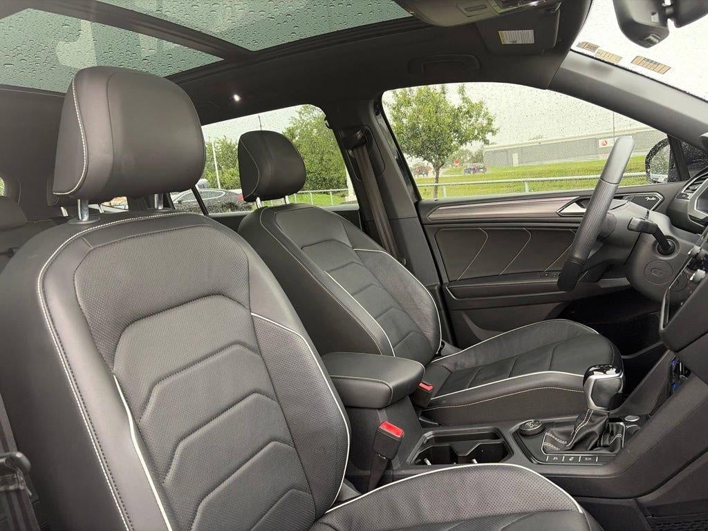 2022 Volkswagen Tiguan SEL R-Line