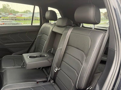 2022 Volkswagen Tiguan SEL R-Line