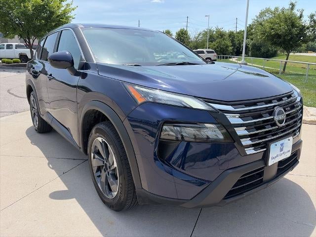 Used 2025 Nissan Rogue SV with VIN 5N1BT3BA4SC838326 for sale in Kansas City