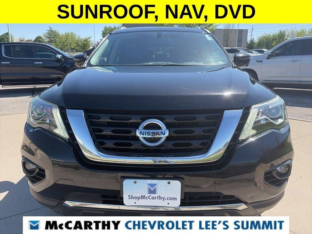 2017 Nissan Pathfinder Platinum