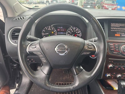 2017 Nissan Pathfinder Platinum