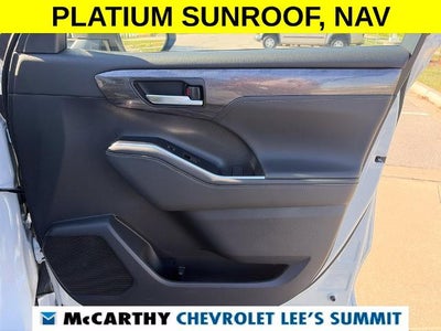 2026 Toyota Highlander Hybrid Platinum